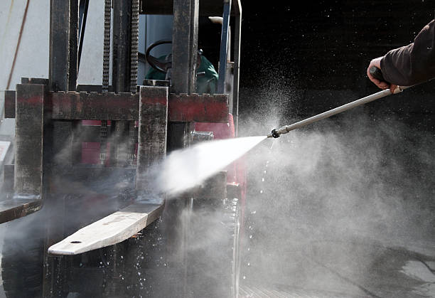 Best Pressure Washing Siding  in Tillson, NY